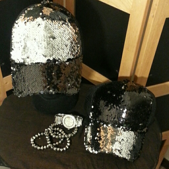 BLACK&SILVER Lady's Sequin Baseball Cap - Picture 3 of 7